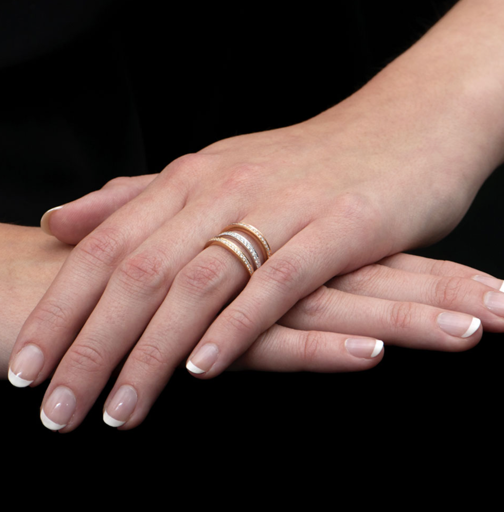 Diamond Grain-Set Stack Ring Set